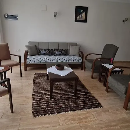 Nyaraló Ebruli Homes
